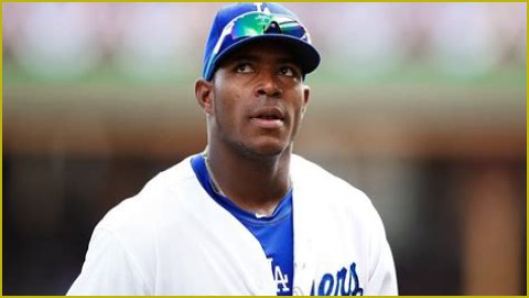 Yasiel Puig Net Worth – How Much is Puig Worth?